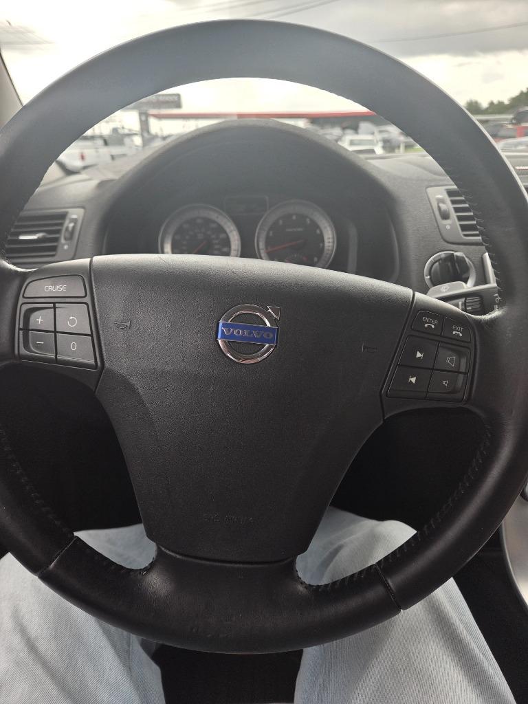 2011 Volvo C70 - $8,995