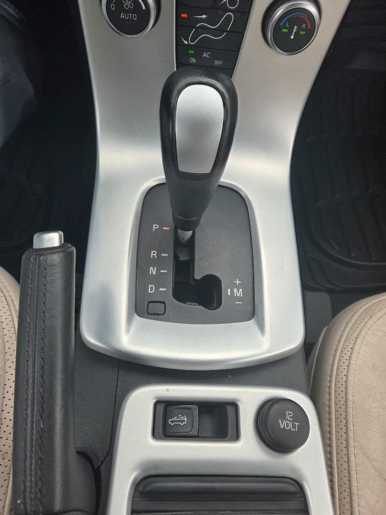2011 Volvo C70 - $8,995