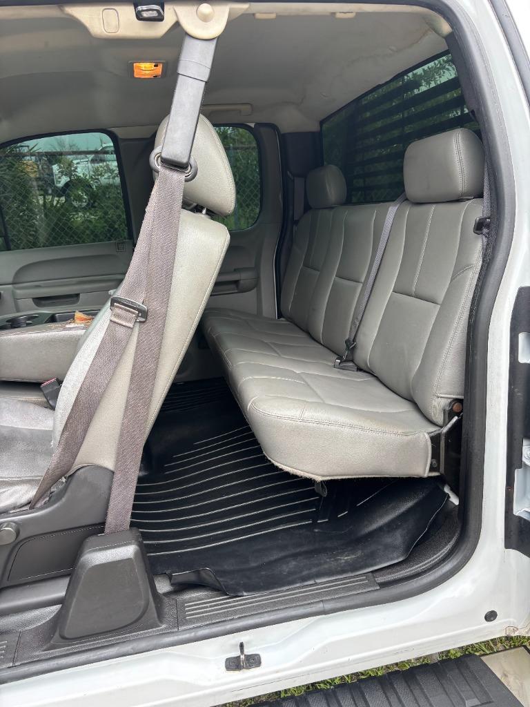 2013 GMC Sierra 2500 - $4,000