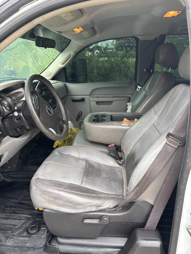 2013 GMC Sierra 2500 - $4,000
