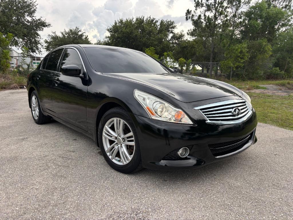 2013 INFINITI G - $4,800