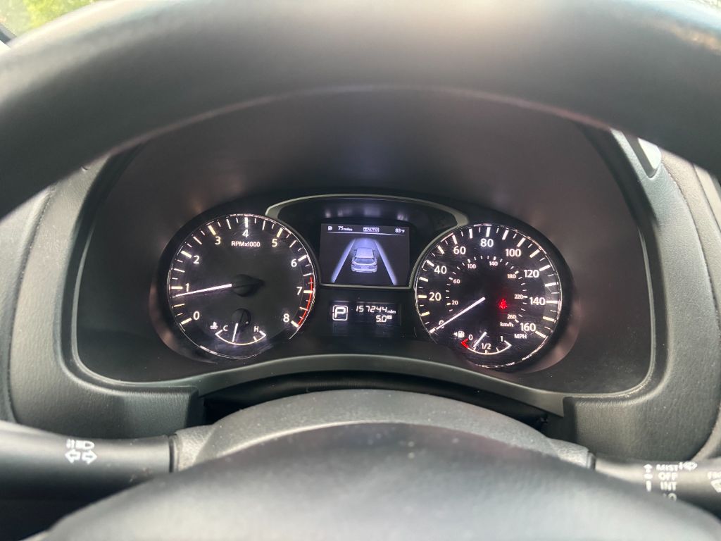 2014 Nissan Pathfinder - $3,500