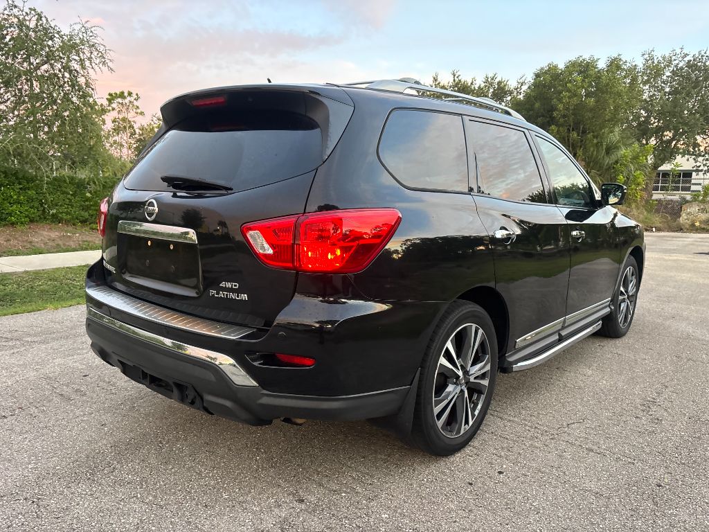 2018 Nissan Pathfinder - $5,500
