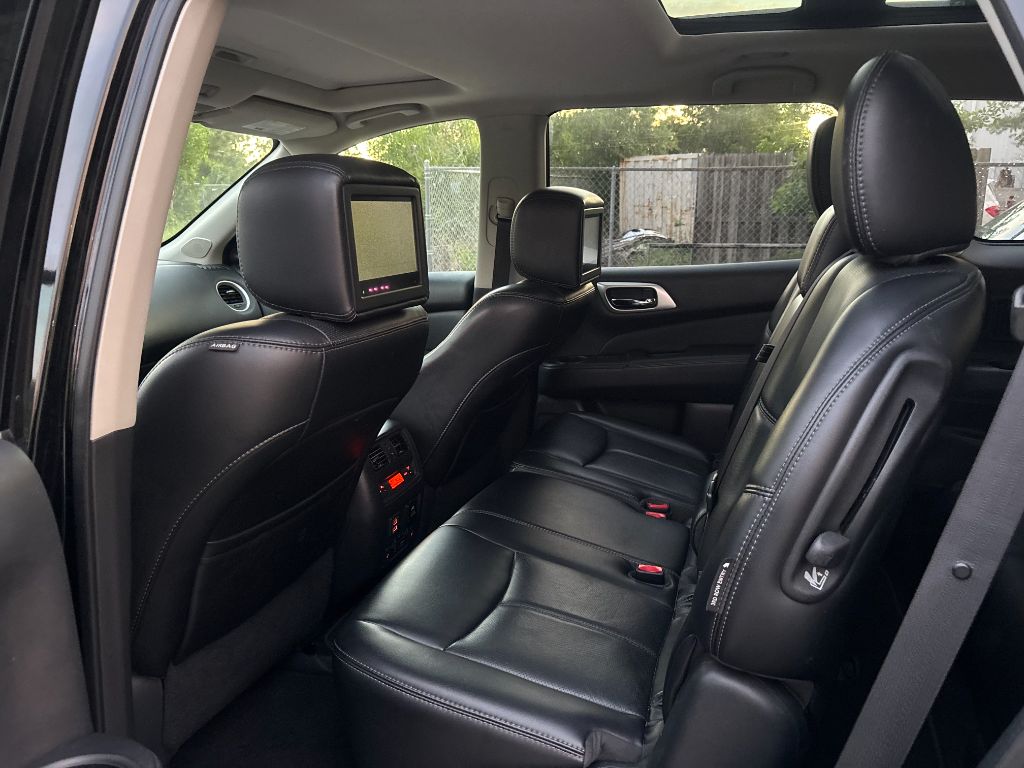2018 Nissan Pathfinder - $5,500
