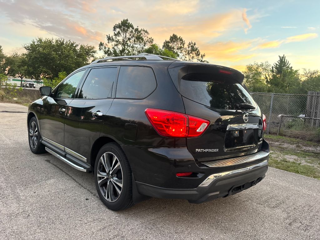 2018 Nissan Pathfinder - $5,500