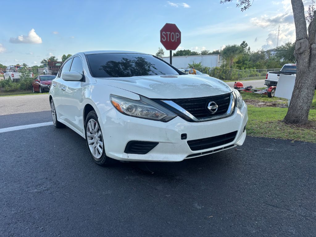 2018 Nissan Altima - $4,800