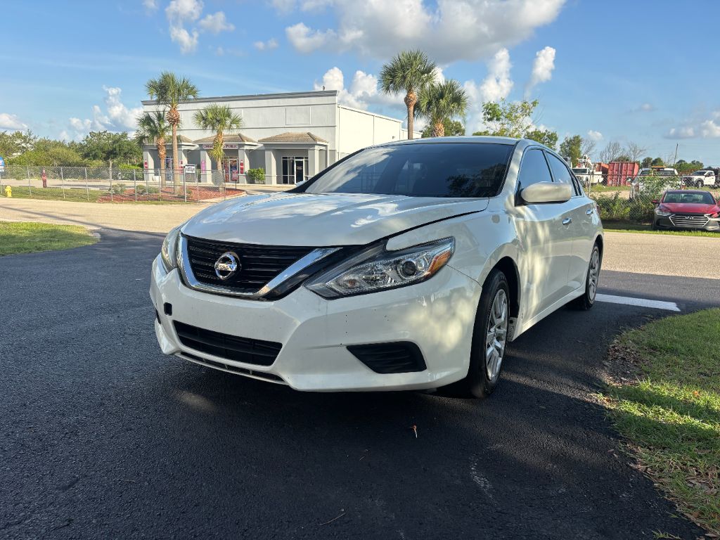 2018 Nissan Altima - $4,800