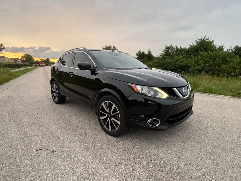 2018 Nissan Rogue - $5,500