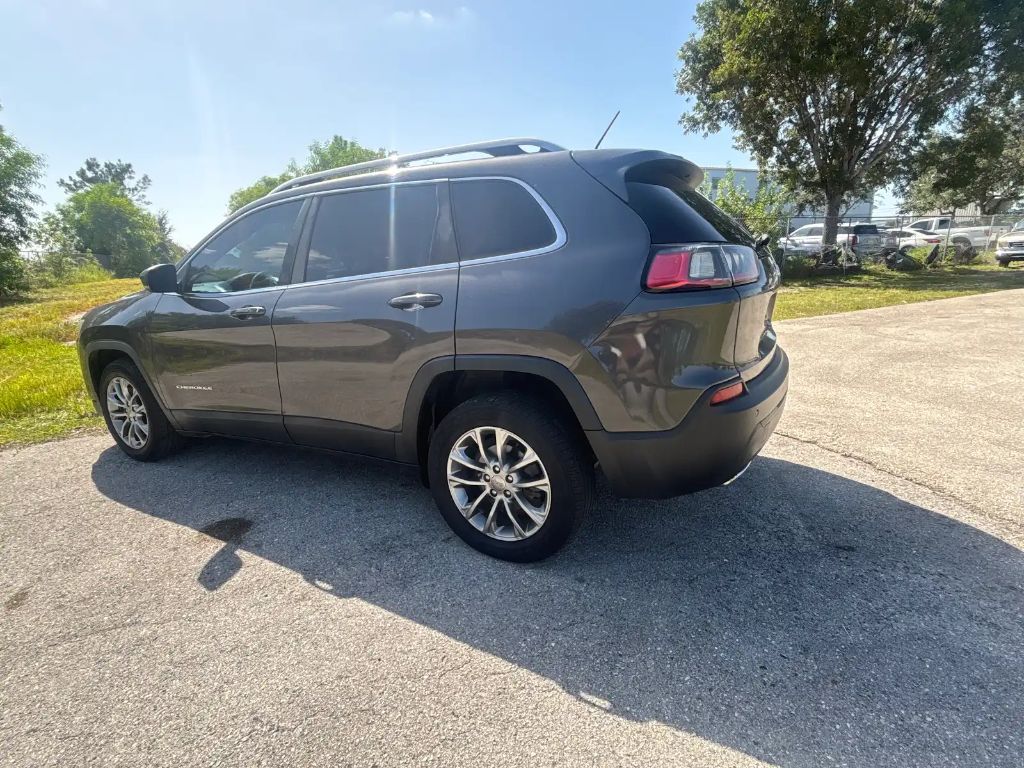 2019 Jeep Cherokee - $12,800