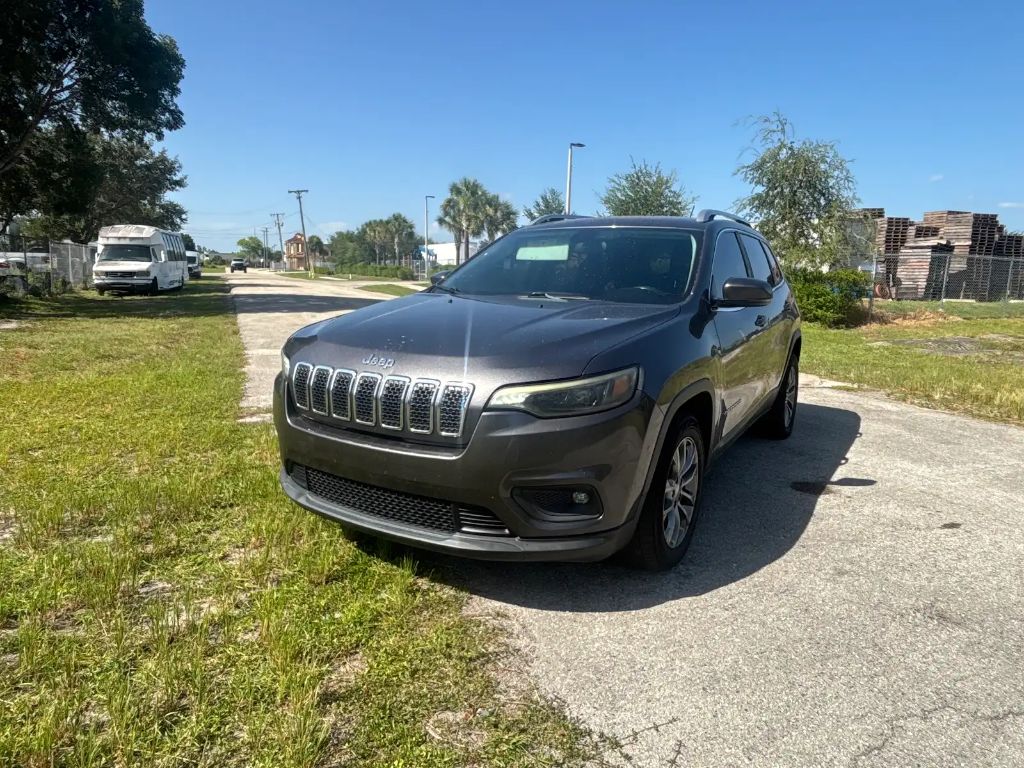 2019 Jeep Cherokee - $12,800