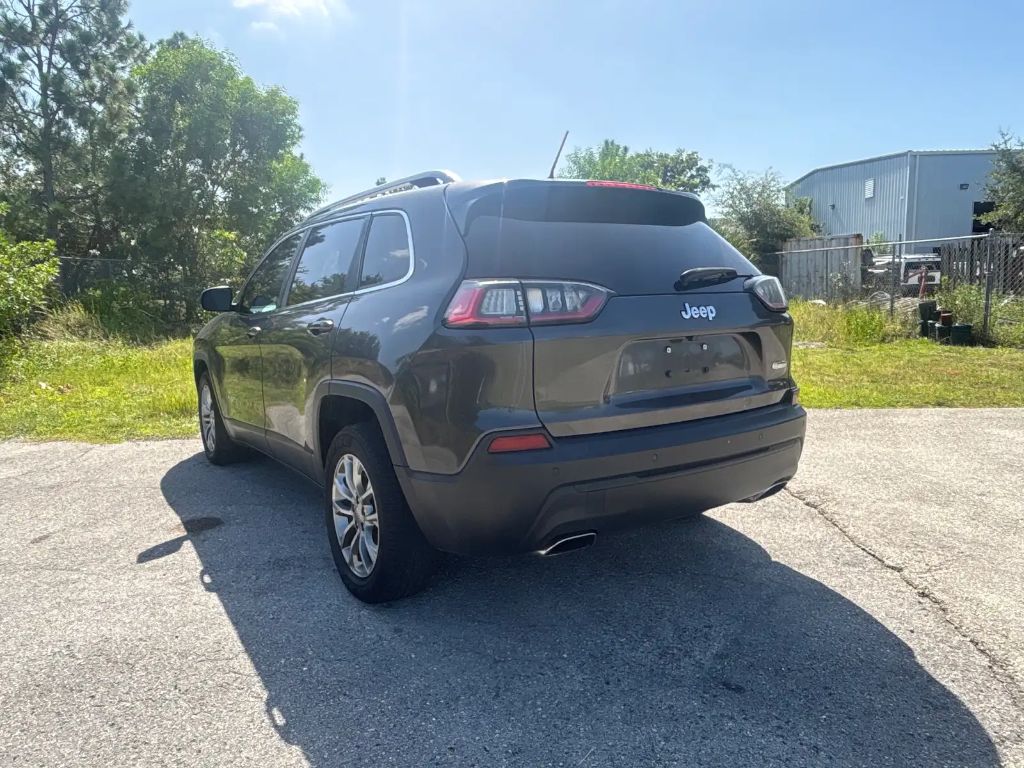 2019 Jeep Cherokee - $12,800