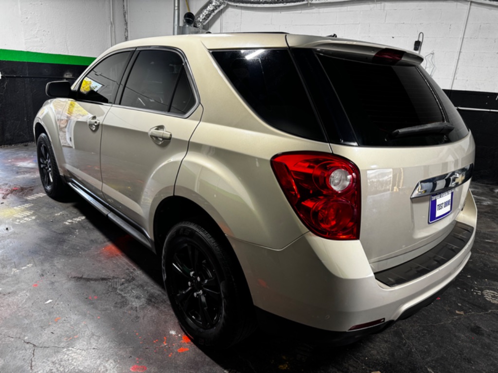 2011 Chevrolet Equinox LS photo