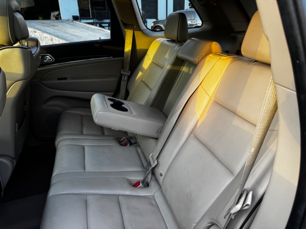 2014 Jeep Grand Cherokee Overland photo