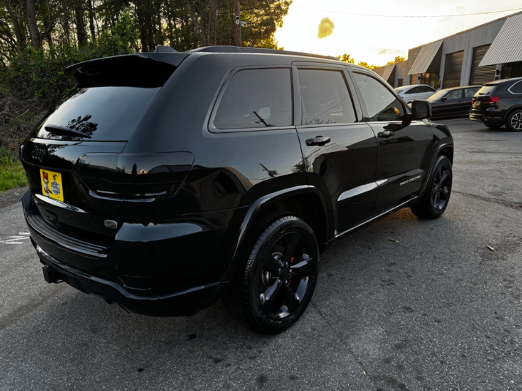 2014 Jeep Grand Cherokee Overland photo