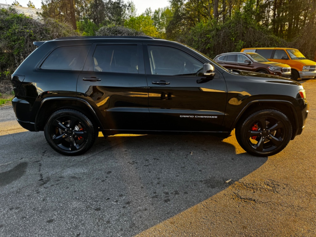 2014 Jeep Grand Cherokee Overland photo