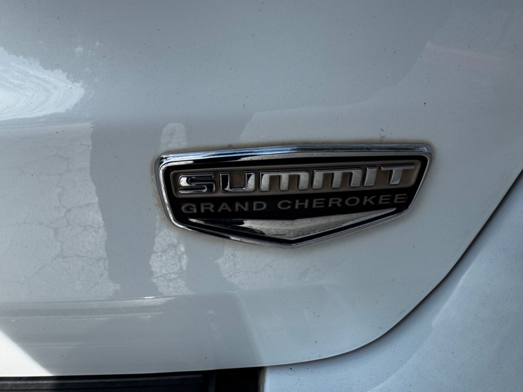 2014 Jeep Grand Cherokee Summit photo