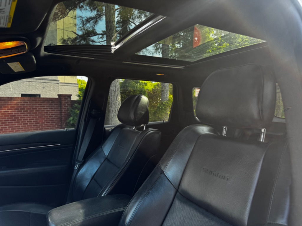 2014 Jeep Grand Cherokee Summit photo