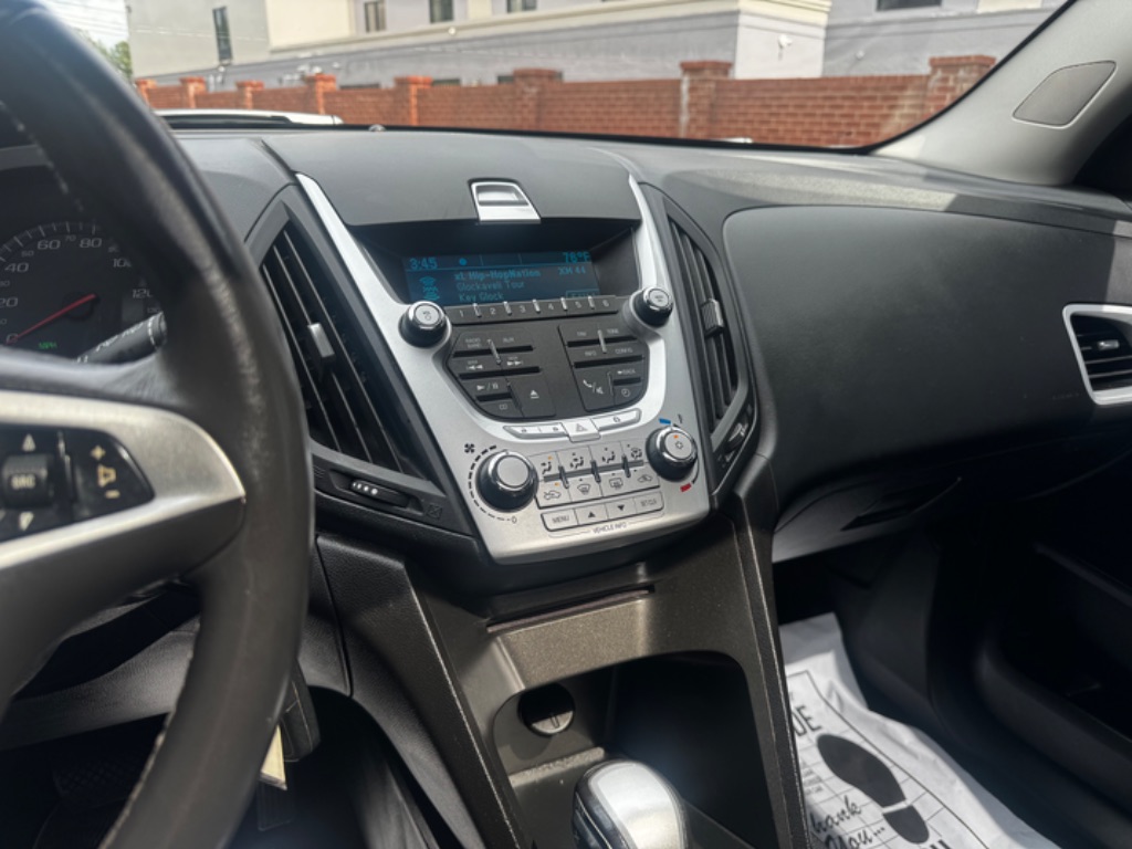 2011 Chevrolet Equinox LT photo