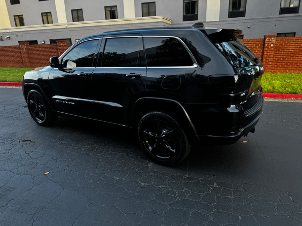 2015 Jeep Grand Cherokee Laredo photo