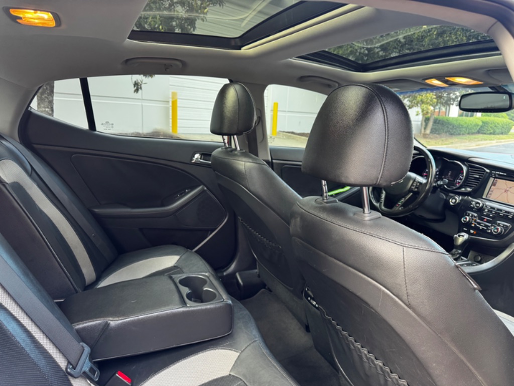 2011 Kia Optima SX Turbo photo