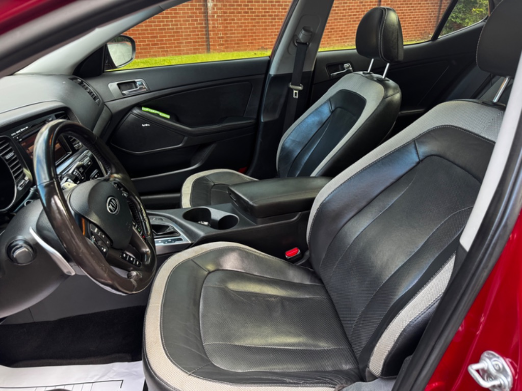 2011 Kia Optima SX Turbo photo