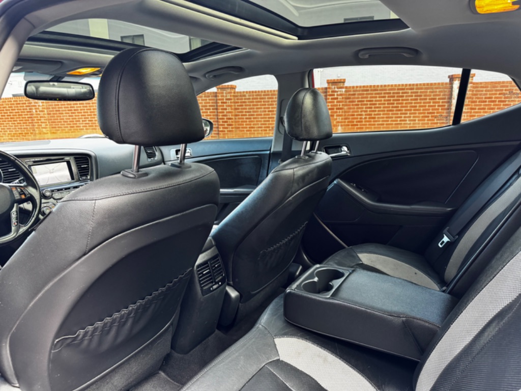 2011 Kia Optima SX Turbo photo