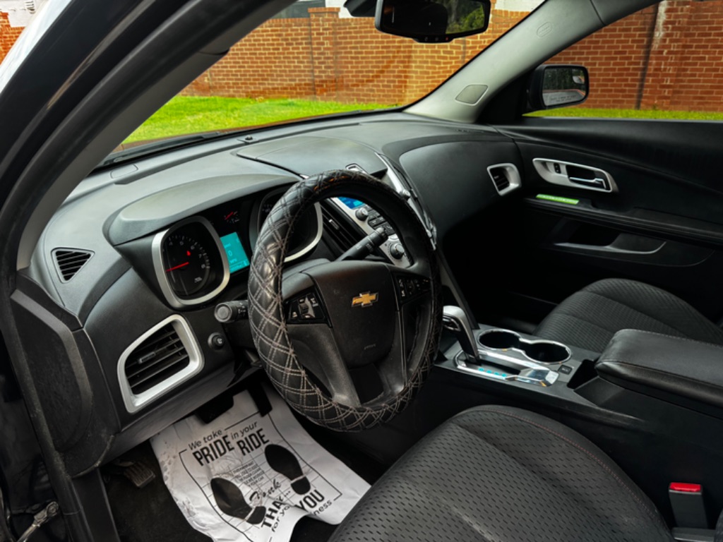 2012 Chevrolet Equinox LS photo