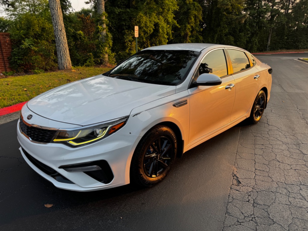 2019 Kia Optima LX photo