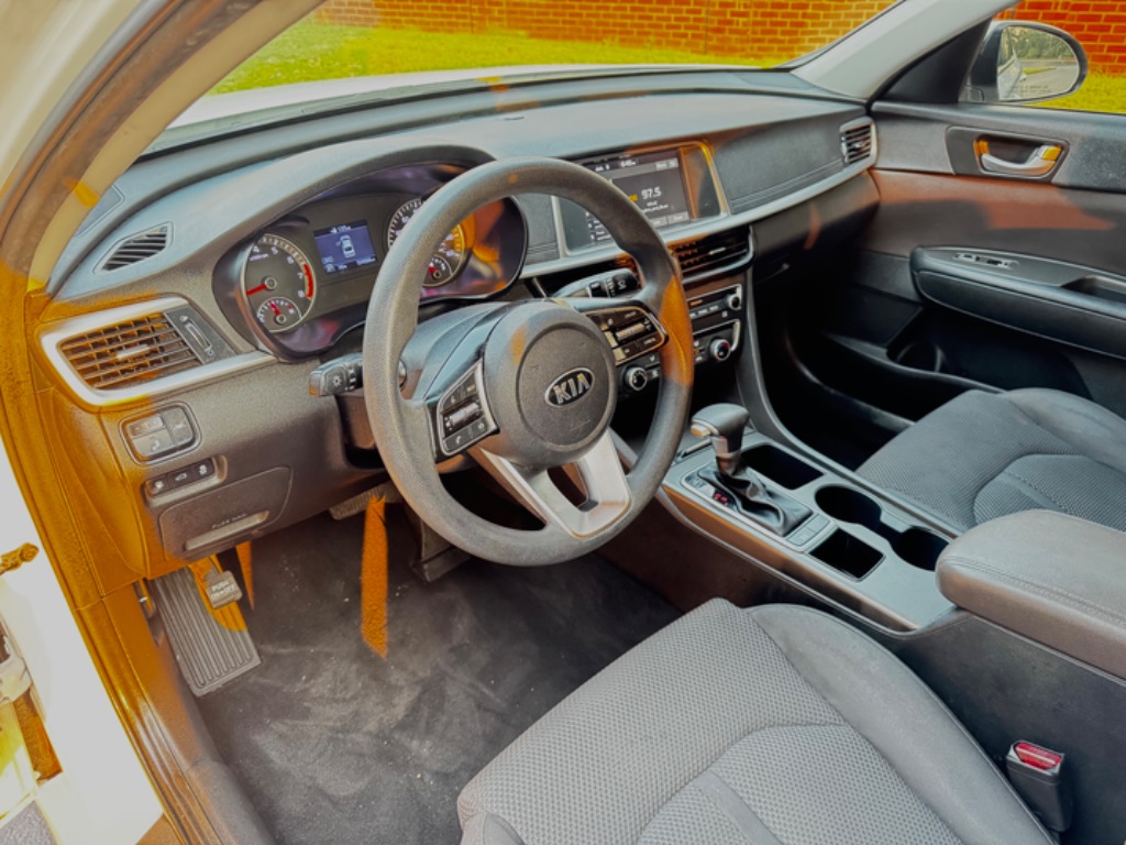 2019 Kia Optima LX photo