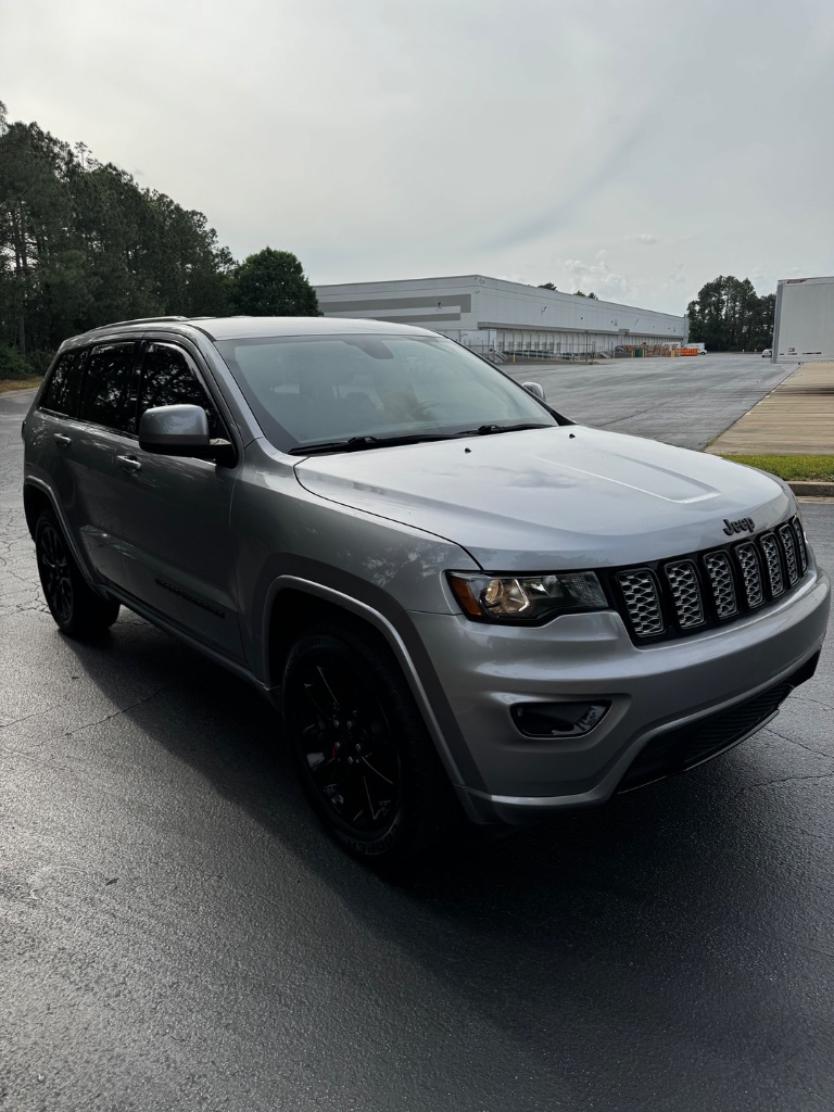 2019 Jeep Cherokee - $13,900
