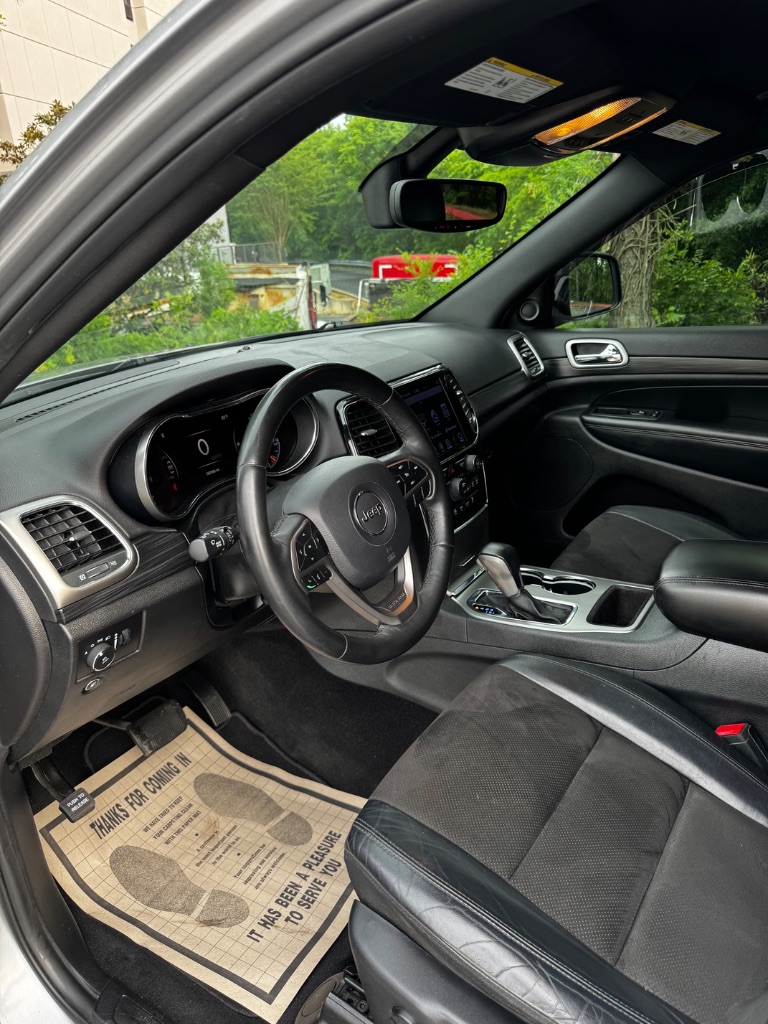 2019 Jeep Cherokee - $13,900