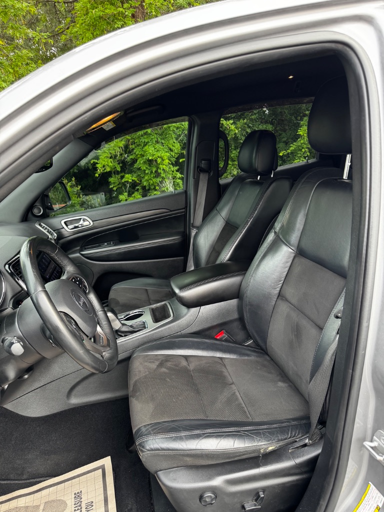 2019 Jeep Cherokee - $13,900