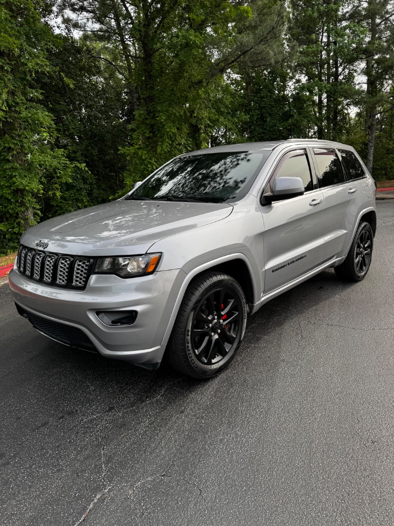 2019 Jeep Cherokee - $13,900