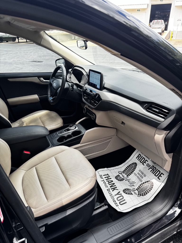 2020 Ford Escape - $14,900