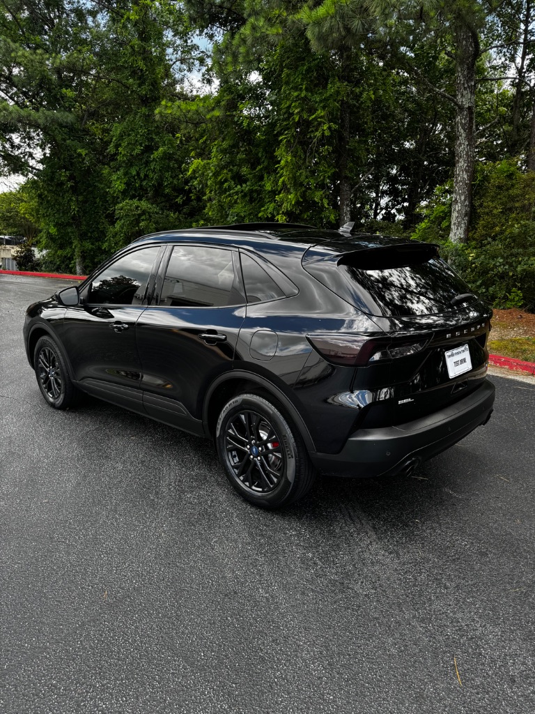 2020 Ford Escape - $14,900