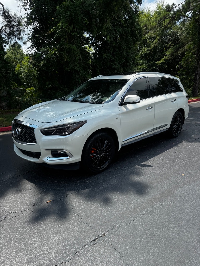 2018 INFINITI QX60 - $8,900