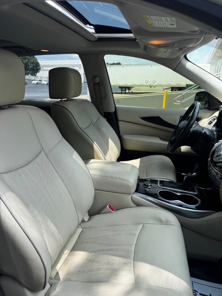 2018 INFINITI QX60 - $8,900
