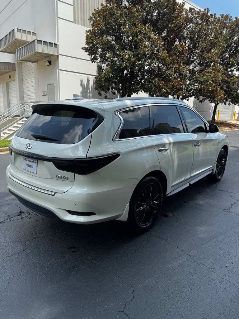 2018 INFINITI QX60 - $8,900