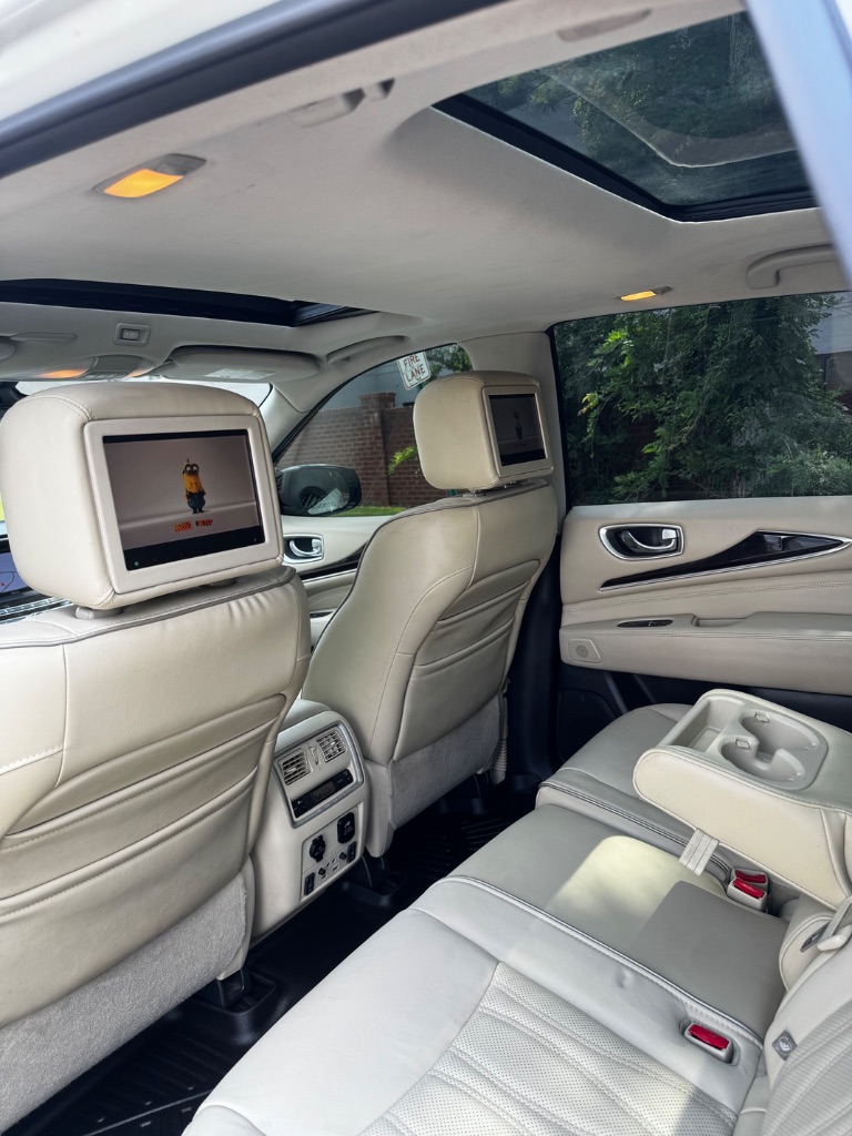 2018 INFINITI QX60 - $8,900