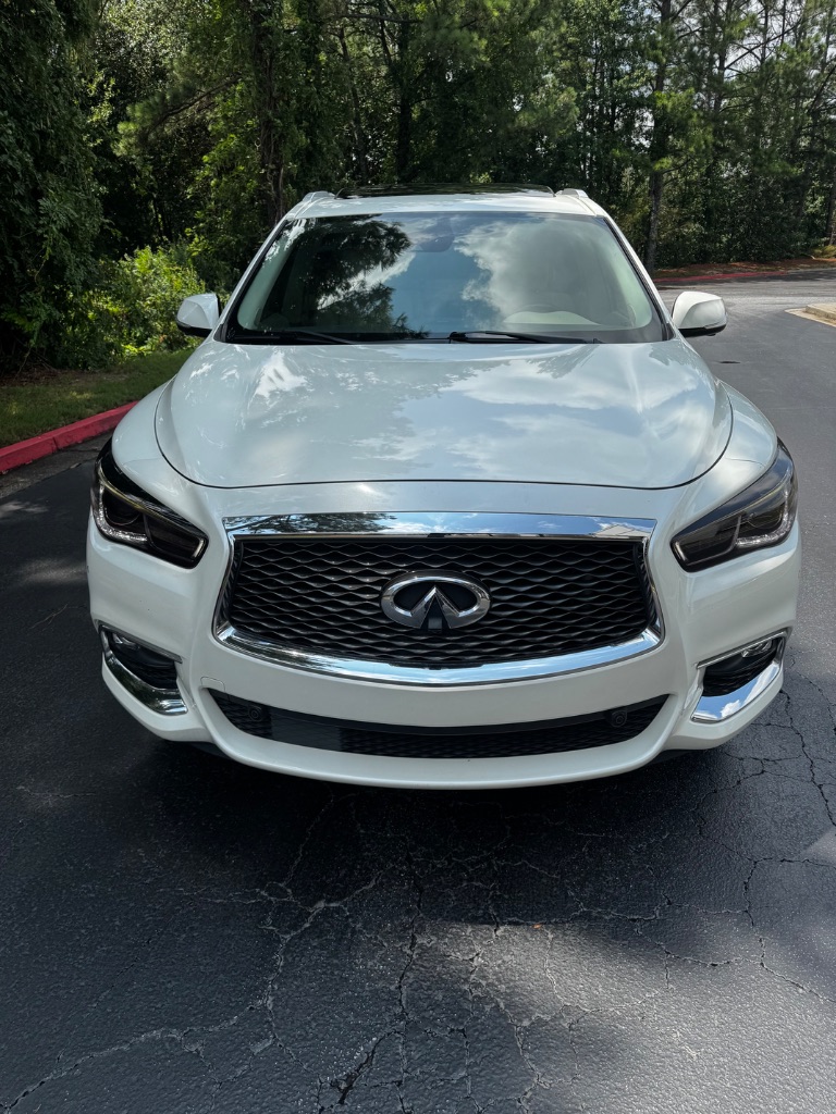 2018 INFINITI QX60 - $8,900