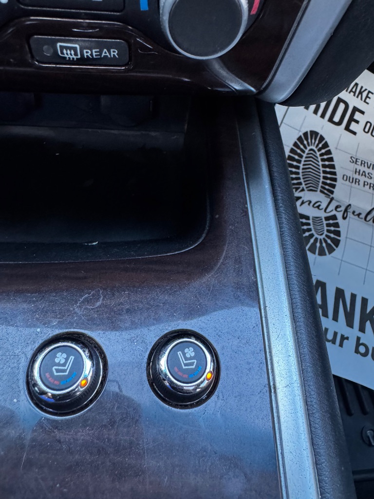 2015 Nissan Pathfinder - $8,900