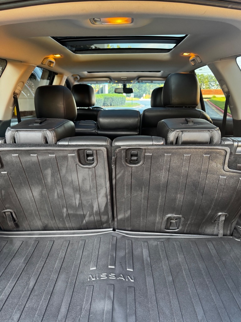 2015 Nissan Pathfinder - $8,900