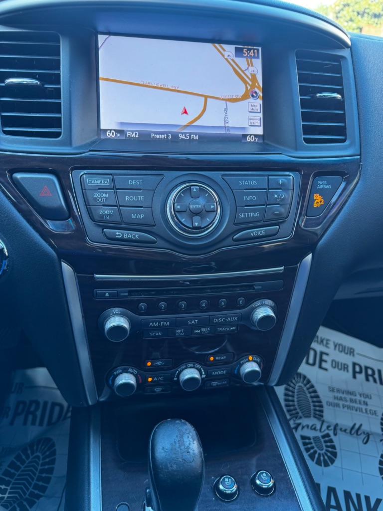 2015 Nissan Pathfinder - $8,900