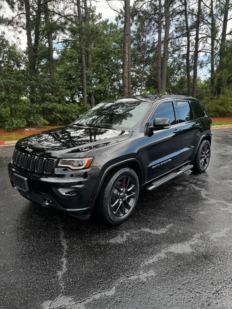 2017 Jeep Cherokee - $10,500