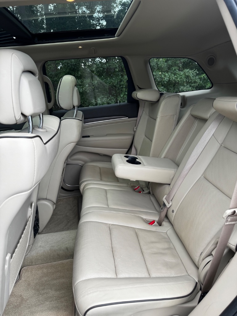 2017 Jeep Cherokee - $10,500