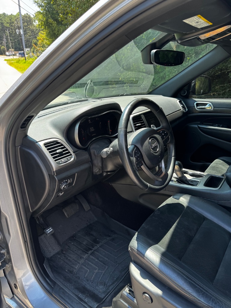 2017 Jeep Cherokee - $12,500