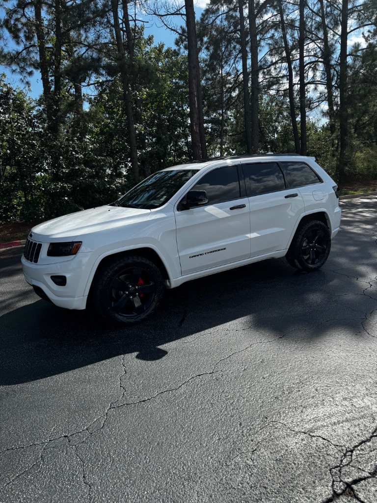 2015 Jeep Cherokee - $10,900