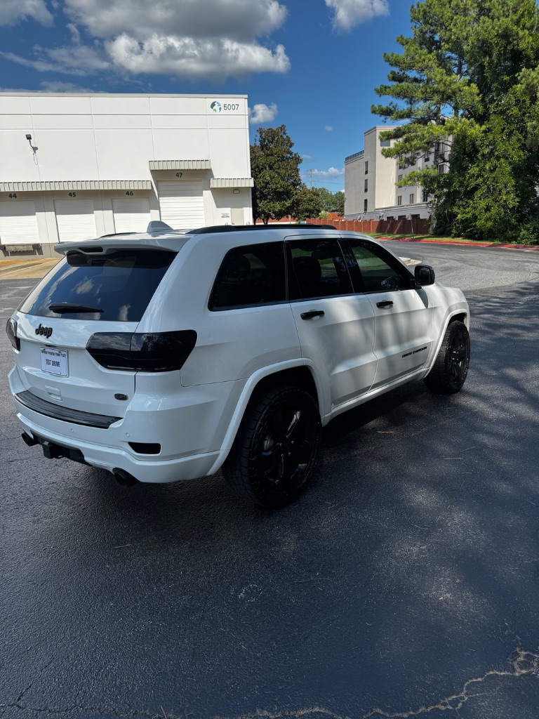 2015 Jeep Cherokee - $10,900