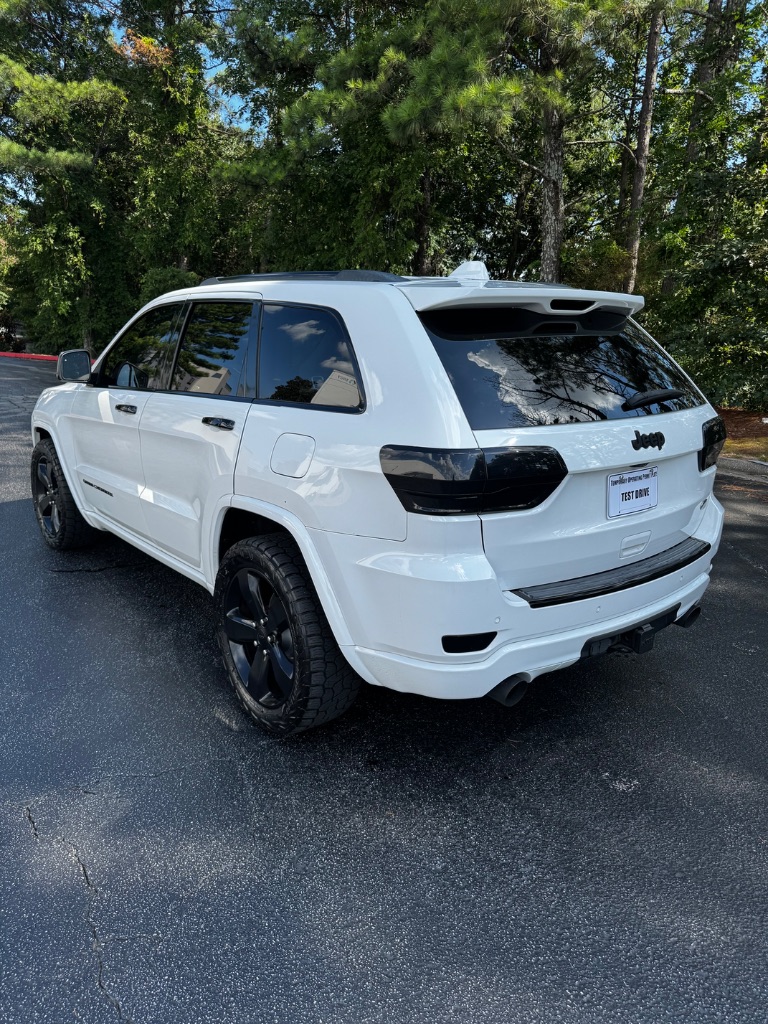 2015 Jeep Cherokee - $10,900