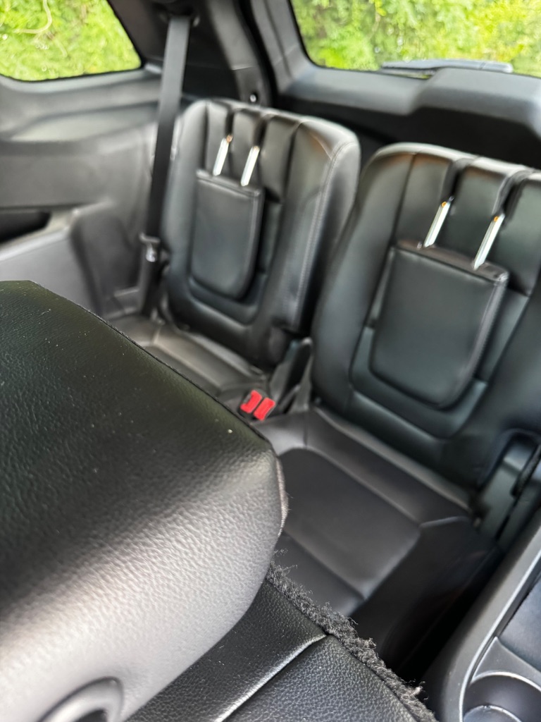 2017 Ford Explorer - $9,900